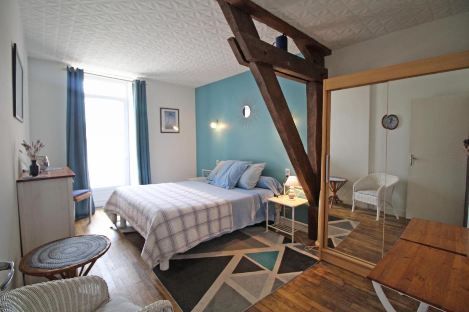 Chez Doussaud Bed & Breakfast Bessines-sur-Gartempe Exterior photo