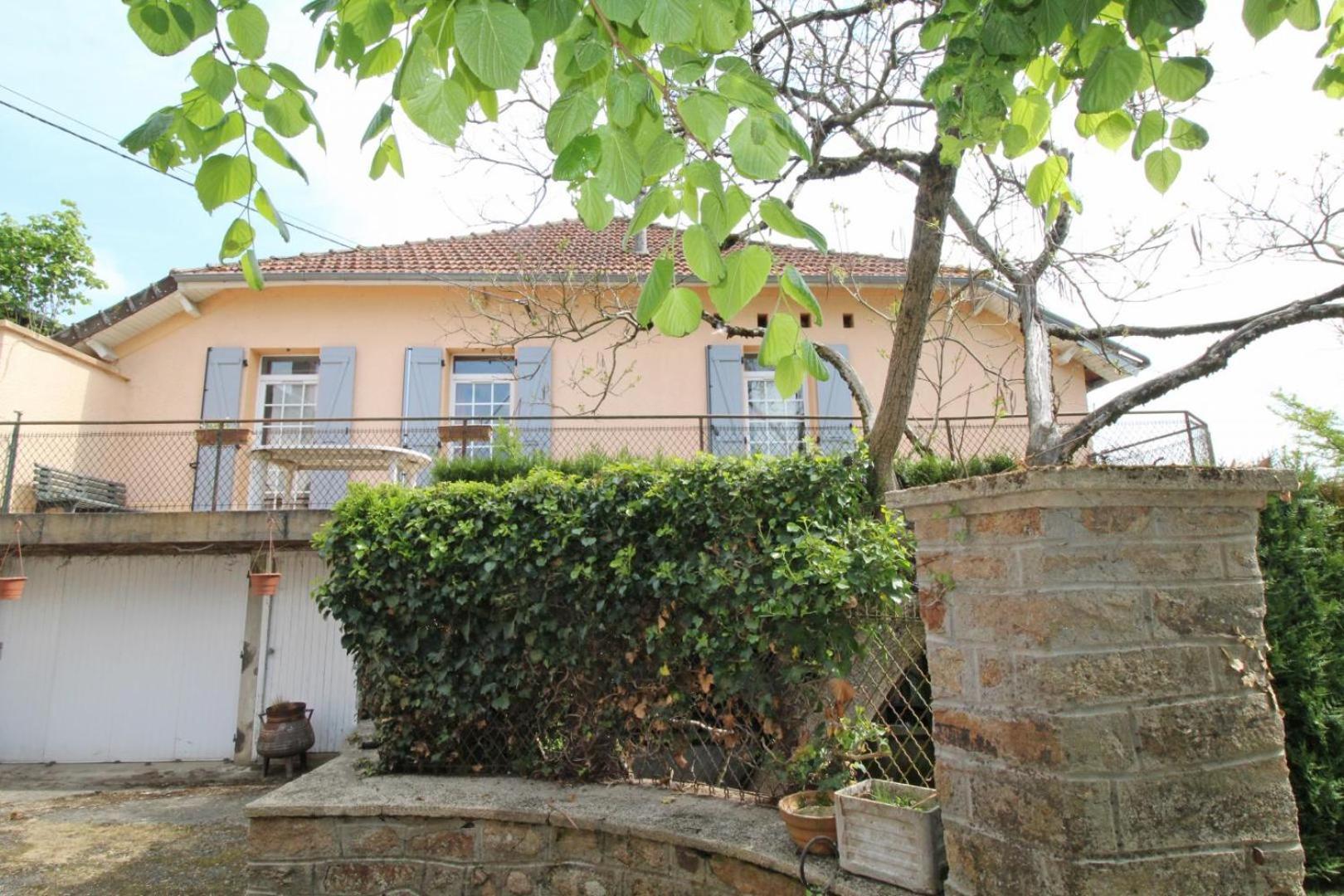 Chez Doussaud Bed & Breakfast Bessines-sur-Gartempe Exterior photo